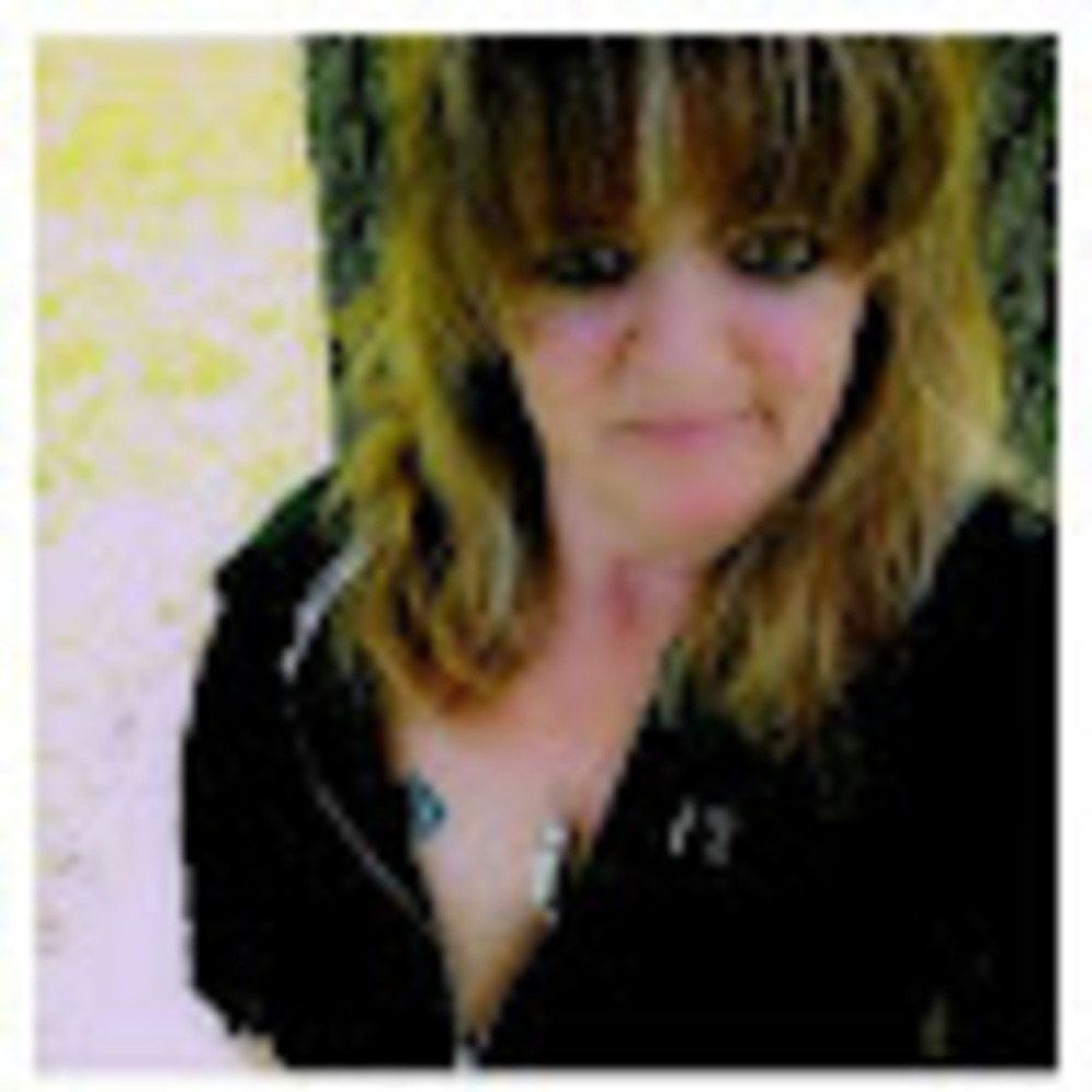 Meet your Posher, Jenn